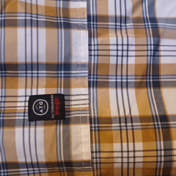 WRANGLER, NWT, MENS PLAID SHIRT, SIZE XL, FRONT POCKET, AND HIDDEN ZIP P… - Picture 6 of 11